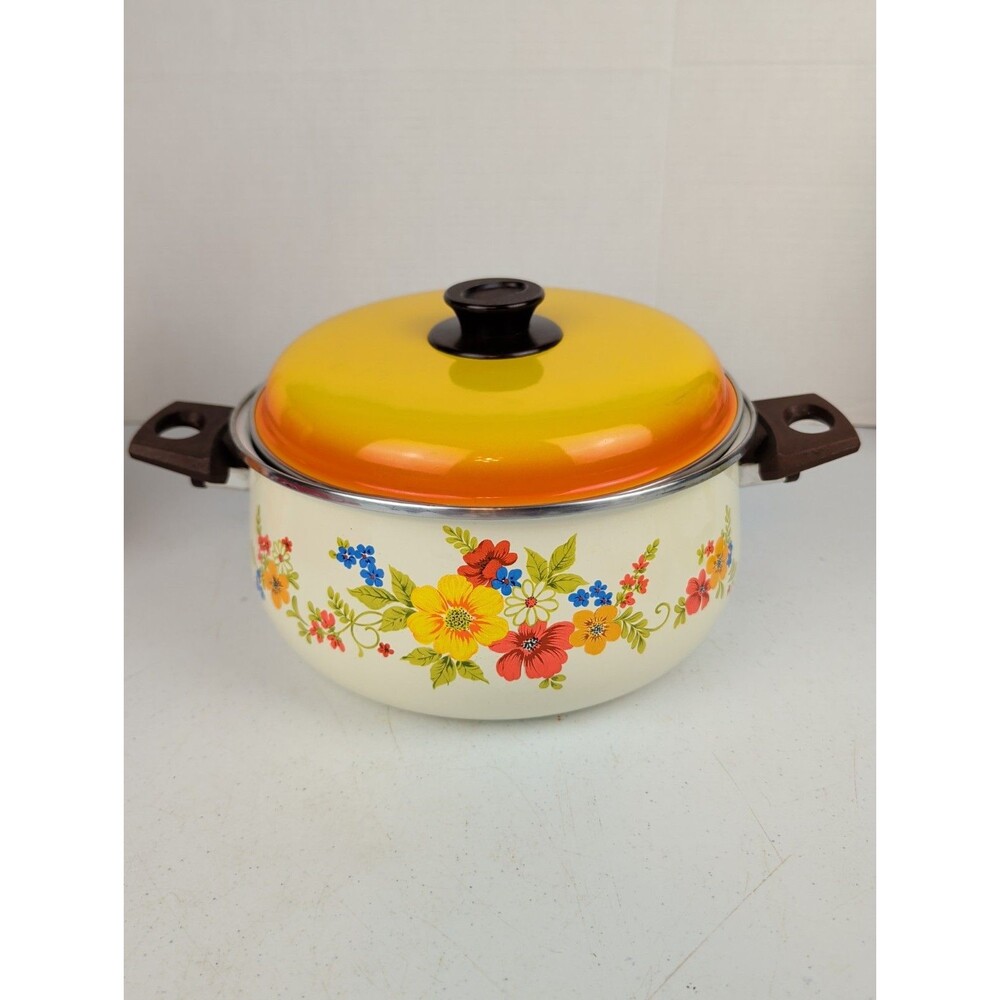 VTG JMP "Sweet Flowers" 5 Quart Enamel Ware Dutch Oven Stew Pot Spain Clean